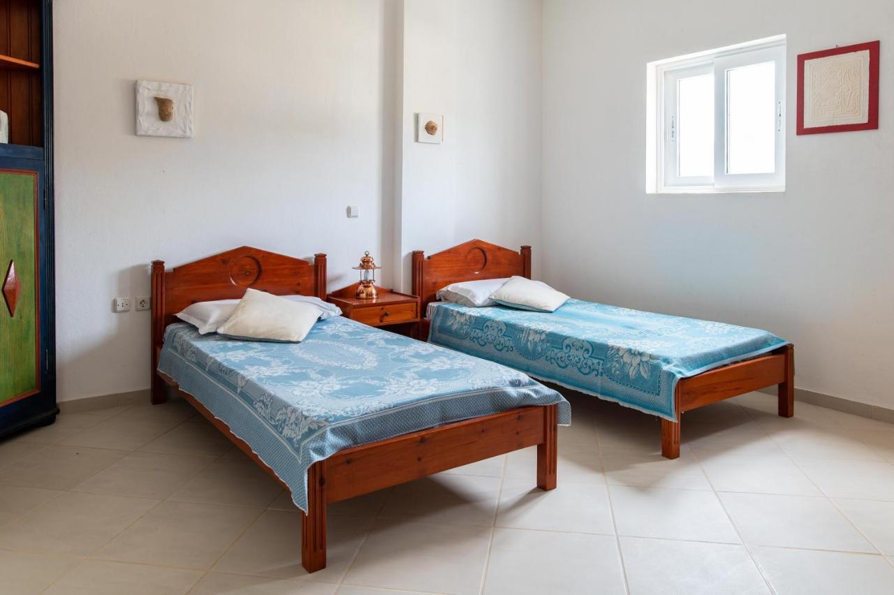 Ficus Traditional Apartments Kéfalos エクステリア 写真