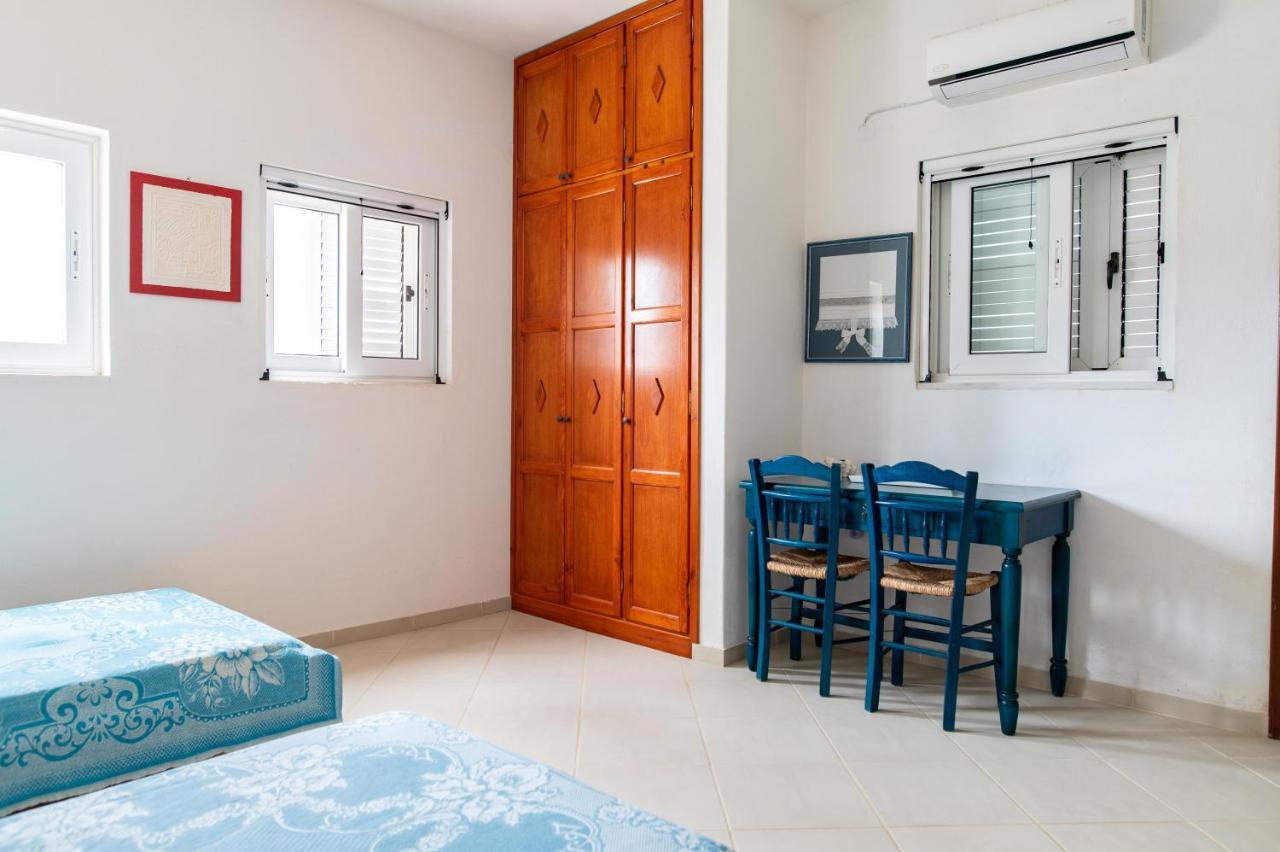 Ficus Traditional Apartments Kéfalos エクステリア 写真