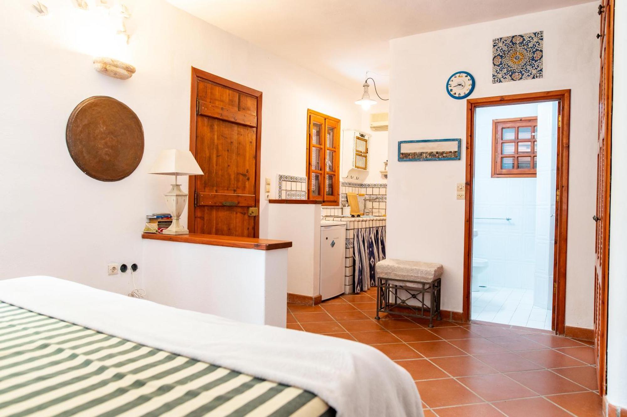 Ficus Traditional Apartments Kéfalos エクステリア 写真